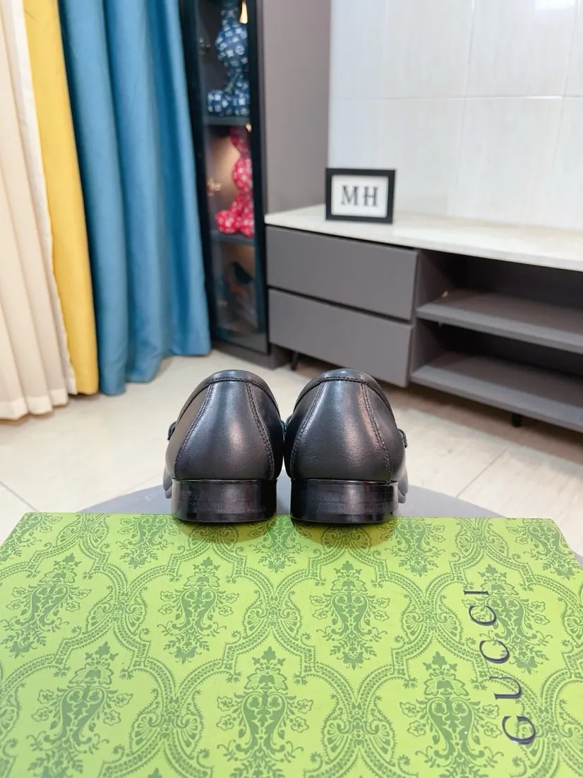 Men's Men's Shoes💰560🌹🌹[GUCCI] Gucci leather shoes are the most popular classic. Synchronized with the official website, the upper is made of Italian first-layer cowhide ➕cowhide lining, with unique brand and unique craftsmanship. Highlighting the hot style of the new year. Stop hesitating, stop wandering, get it now. Number: 38--44